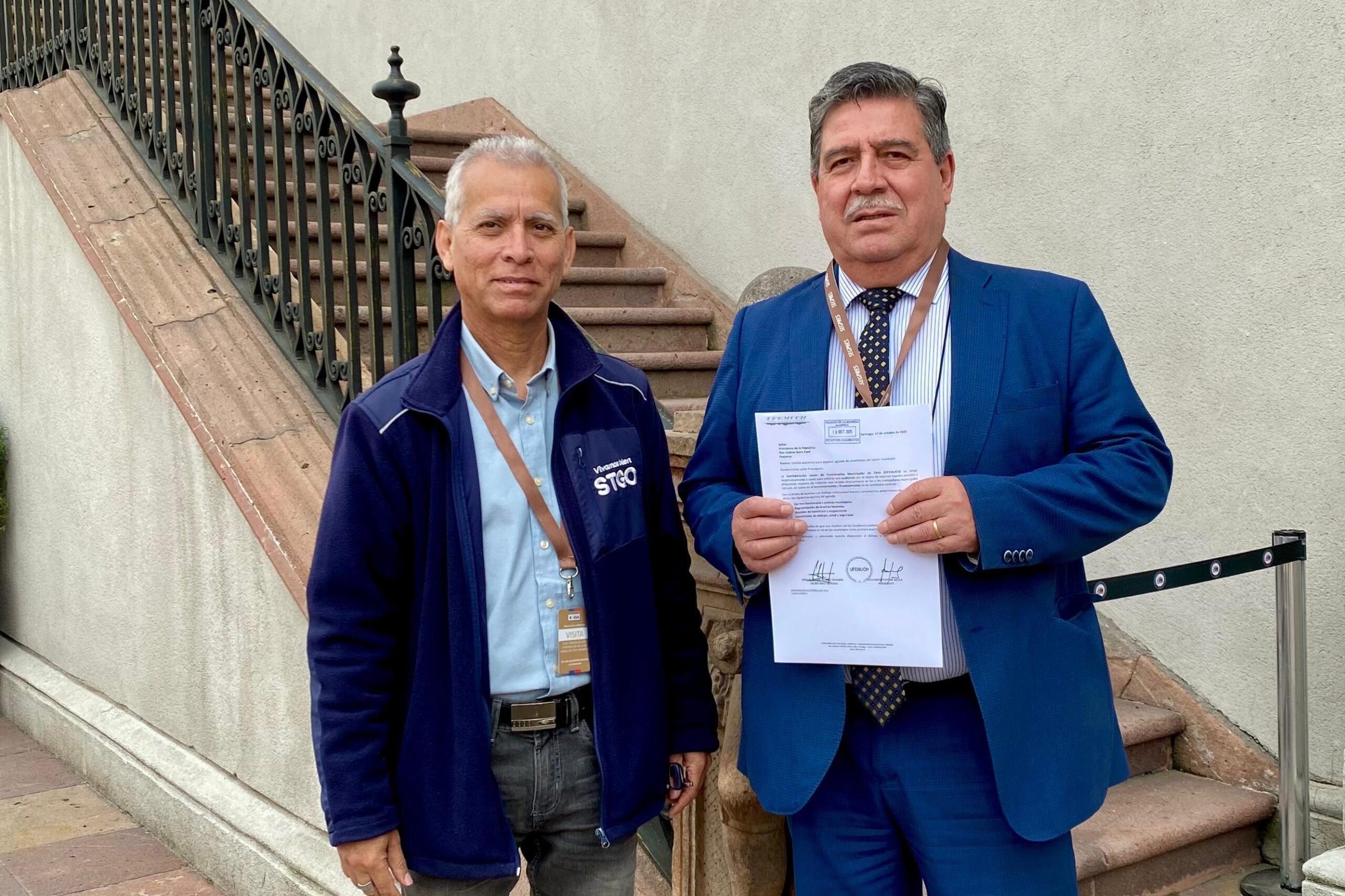 UFEMUCH entrega carta al Presidente Boric demandando mejoras salariales para funcionarios municipales con miras al Presupuesto 2026