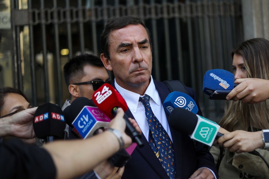 Ministro Gajardo y Rabat se reúnen por traspaso en Justicia